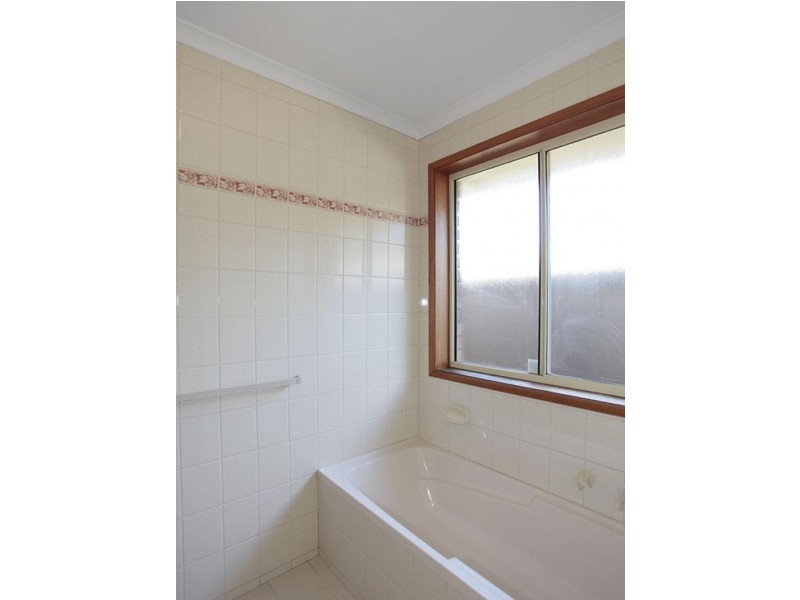 80 Lord Howe Ave, Oakden SA 5086