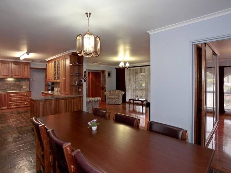 9 Noritake Road, Modbury Heights SA 5092