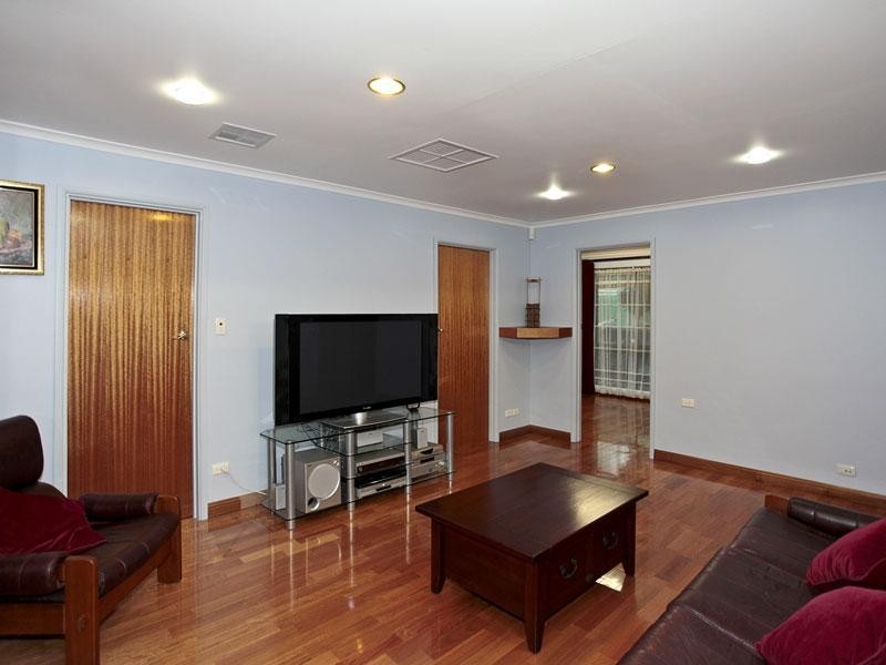 9 Noritake Road, Modbury Heights SA 5092