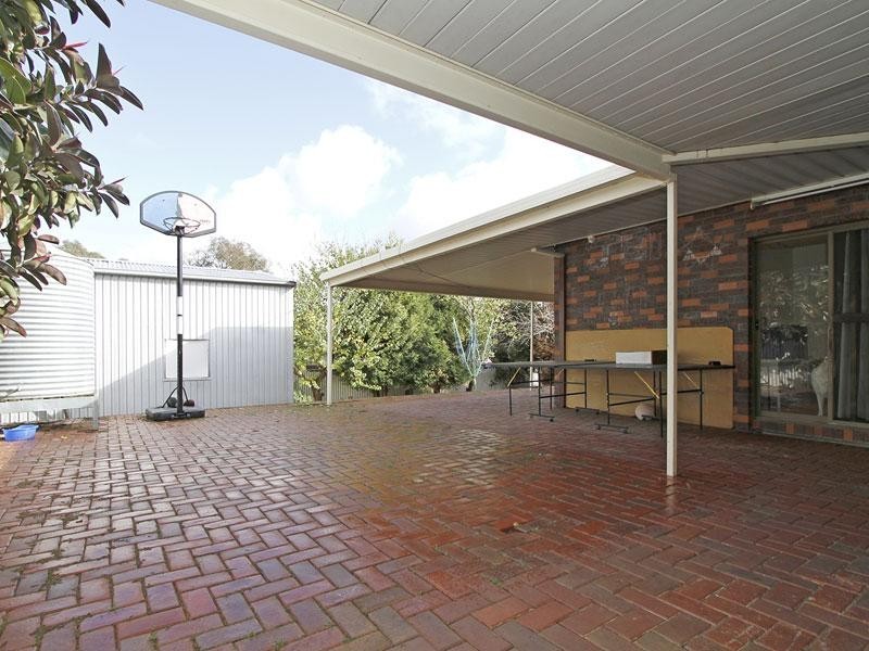 90 Tolley Rd, St Agnes SA 5097