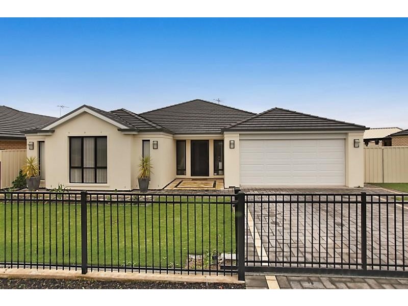 10 Westbourne St, Springbank Waters, Burton SA 5110