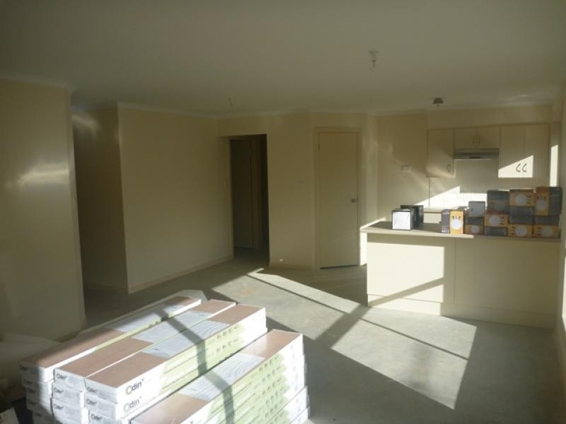 2 Lee Ave, Ridgehaven SA 5097