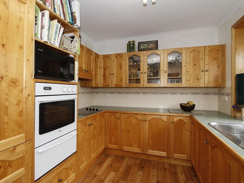 11 Seymour Ave, Modbury SA 5092