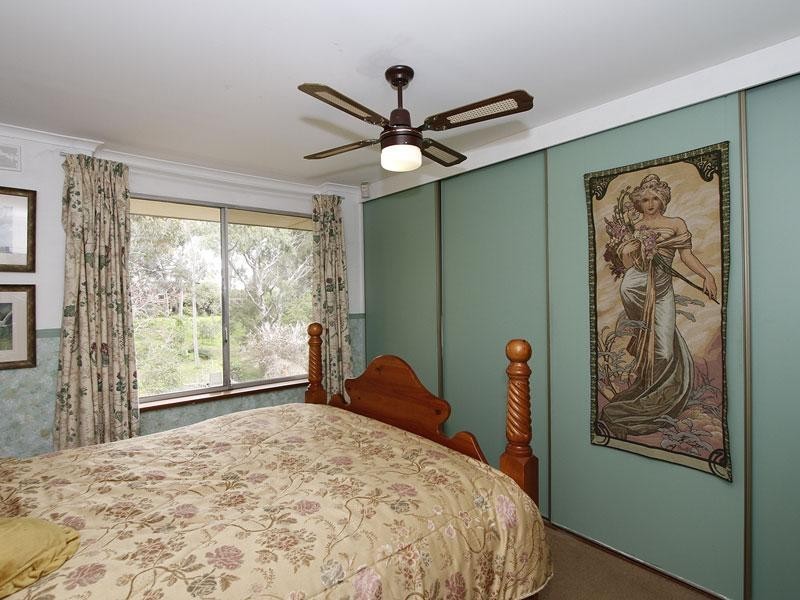 11 Seymour Ave, Modbury SA 5092