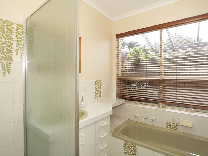 9 Swallow Ave, Modbury Heights SA 5092