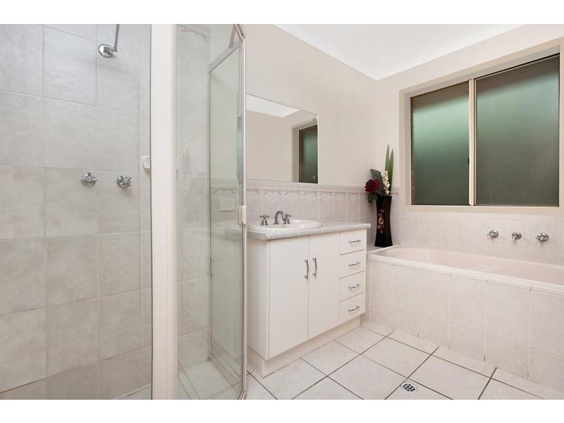 29 Jackaroo Crescent, Walkley Heights SA 5098