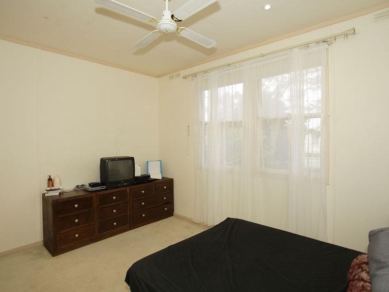 2 Moreton St, Hillcrest SA 5086