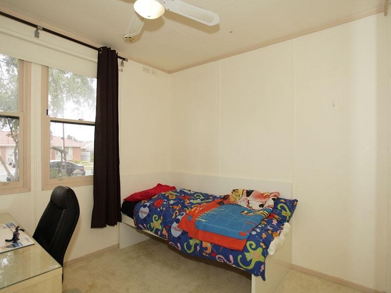 2 Moreton St, Hillcrest SA 5086