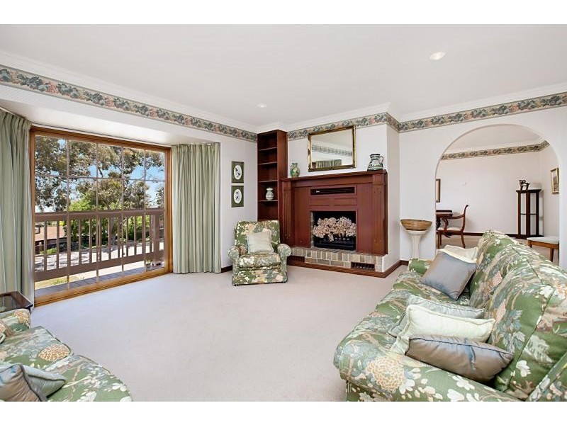 2 Eucalypt Ct, Stonyfell SA 5066