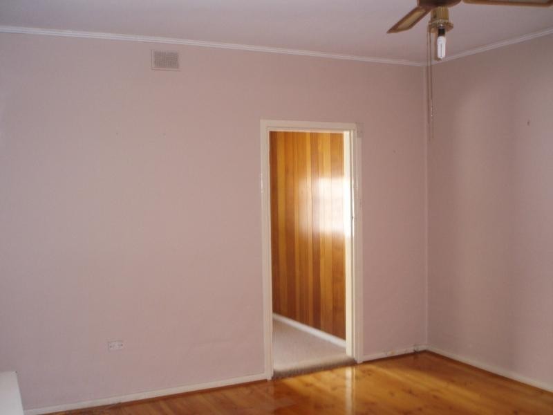 13 Leander Cres, Greenacres SA 5086