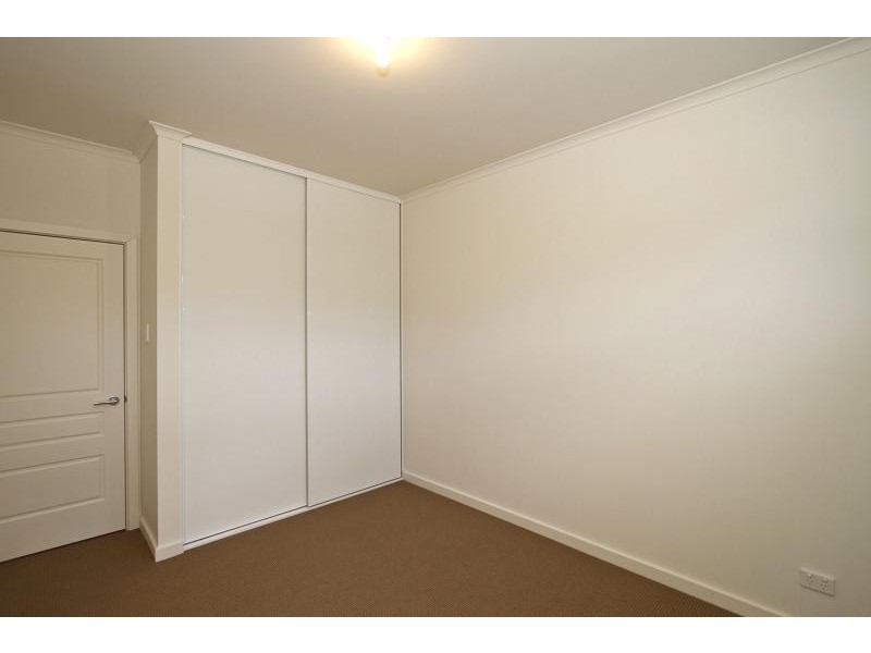 11a Edmund Rd, Highbury SA 5089