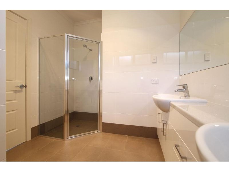 11a Edmund Rd, Highbury SA 5089