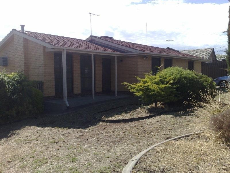 19 Padbury Road, Gilles Plains SA 5086