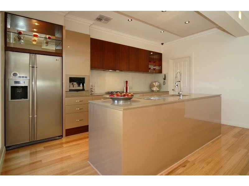 4 FOWLER ST, Mawson Lakes SA 5095