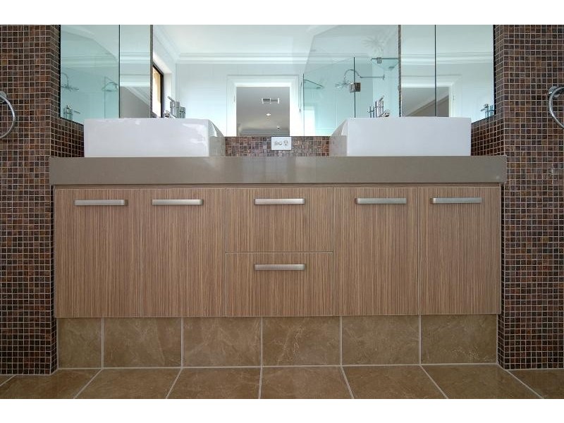 4 FOWLER ST, Mawson Lakes SA 5095