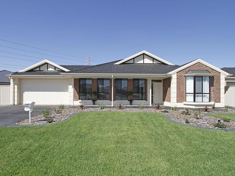 11 Wood St, Parafield Gardens SA 5107