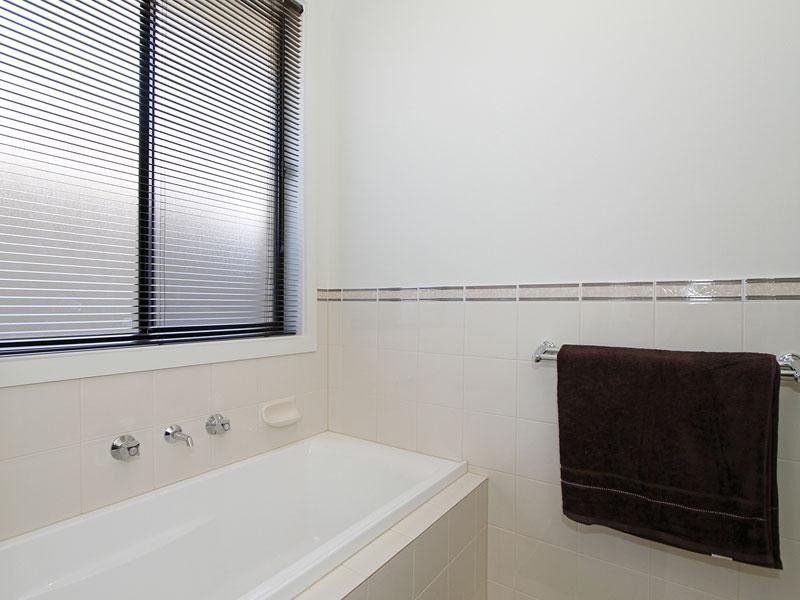 11 Wood St, Parafield Gardens SA 5107