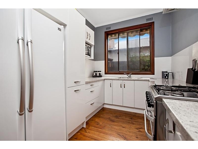 38 Livingstone Ave, Prospect SA 5082