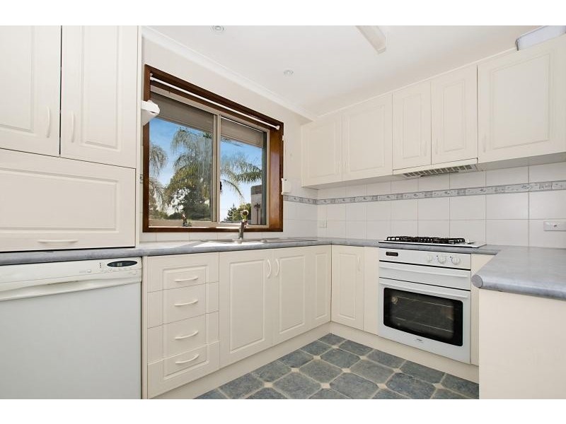 17 Koolena Cres, Munno Para SA 5115