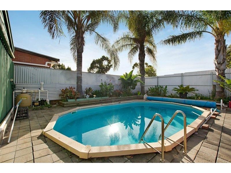 17 Koolena Cres, Munno Para SA 5115