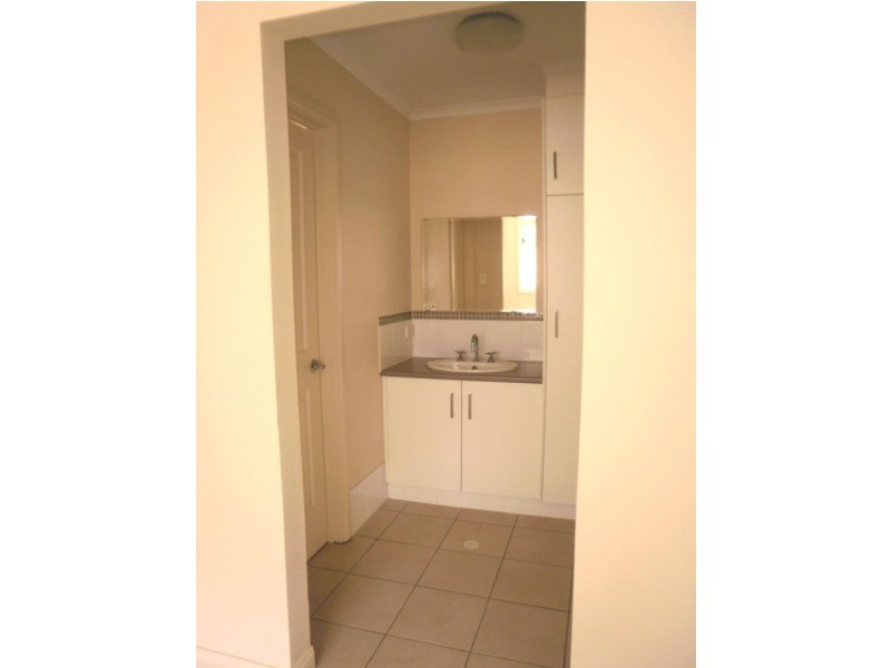 5 Hendry Court, Gilles Plains SA 5086