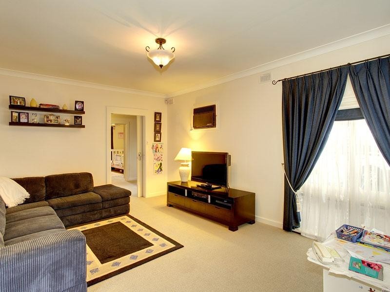 56 Salisbury Ave, Valley View SA 5093