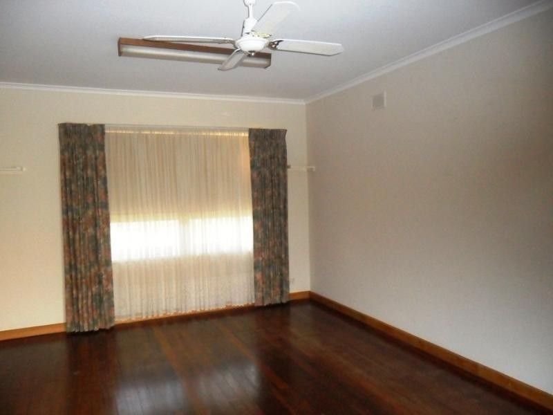 10 Milton Ave, Fulham Gardens SA 5024