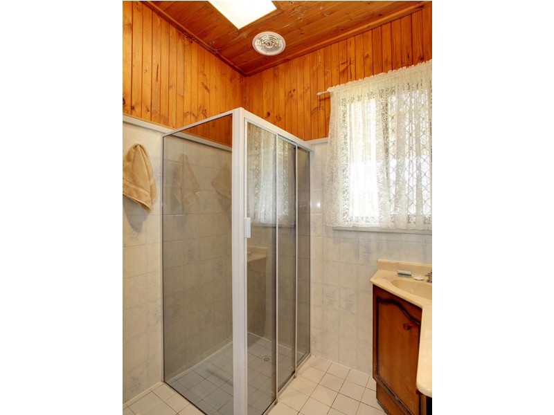 27 Fulton St, Gilles Plains SA 5086