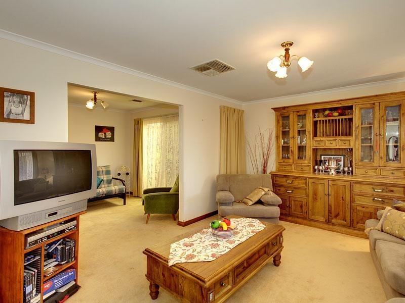 5 Thistleton Court, Greenwith SA 5125