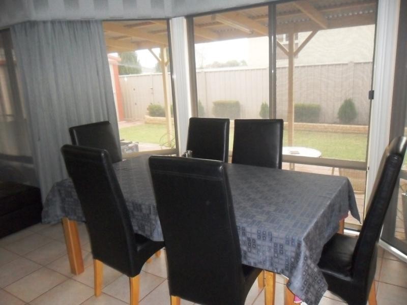 4 Ewin Street, Greenwith SA 5125