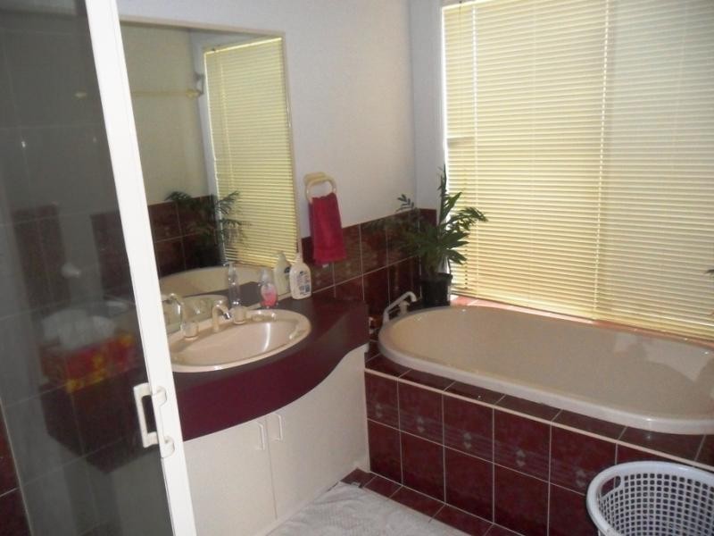 4 Ewin Street, Greenwith SA 5125