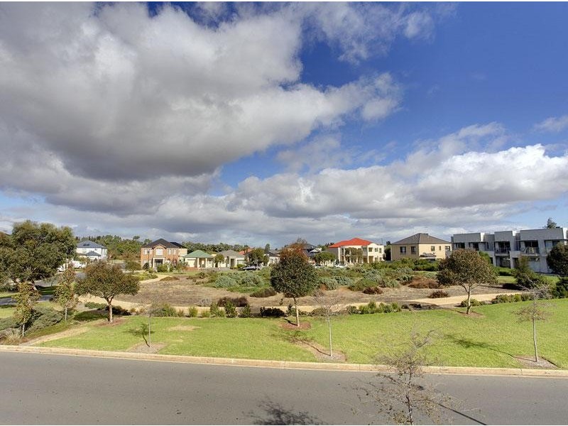 200 Sanctuary Drive, Mawson Lakes SA 5095