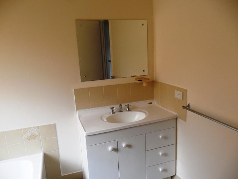 6 Lombard Ave, Paralowie SA 5108