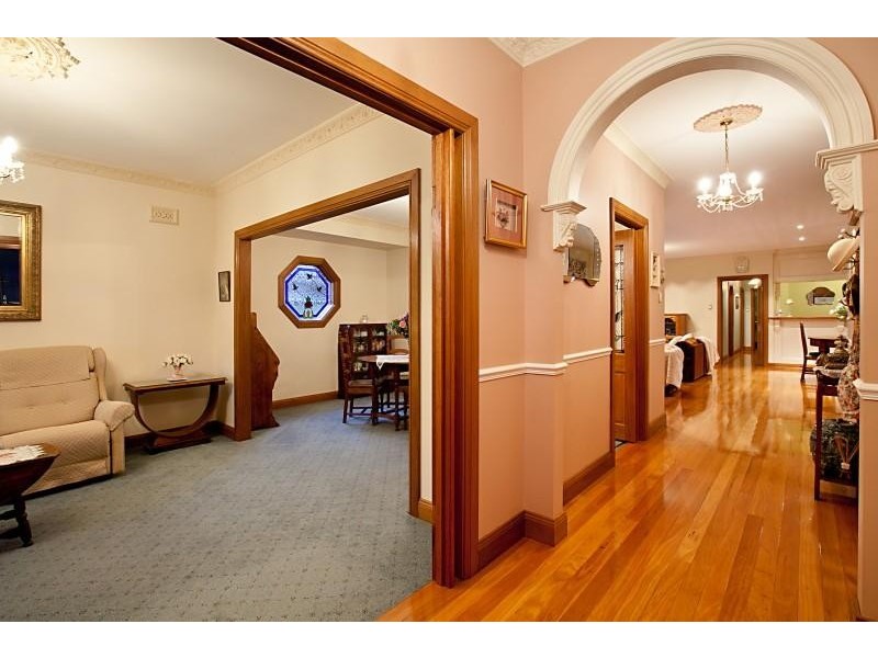 36 Angove Park Dr, Tea Tree Gully SA 5091