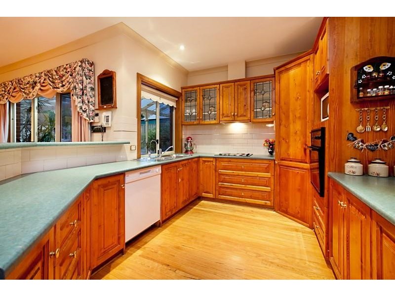 36 Angove Park Dr, Tea Tree Gully SA 5091