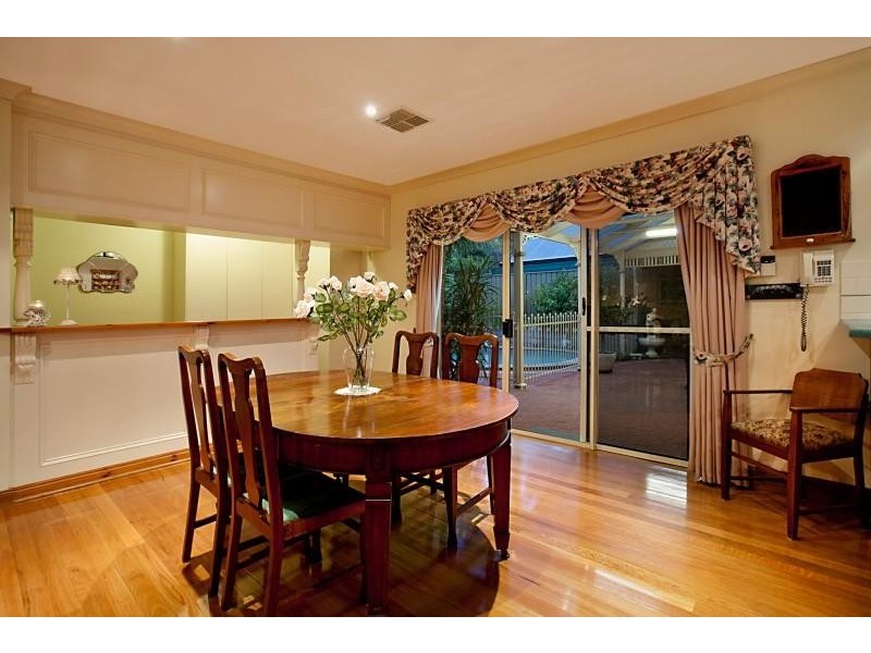 36 Angove Park Dr, Tea Tree Gully SA 5091