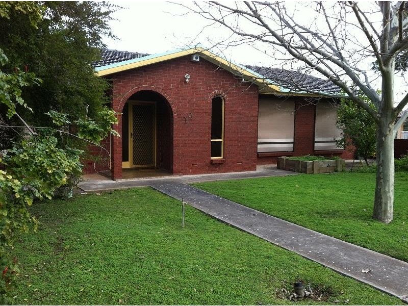 29 Flinders Drive, Valley View SA 5093