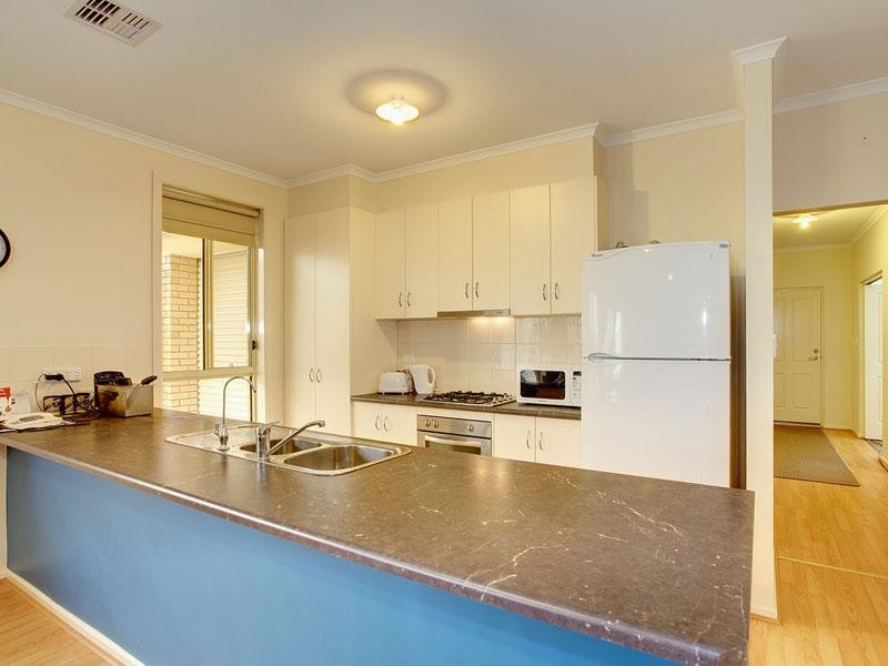 14 Cowra Avenue, Gilles Plains SA 5086