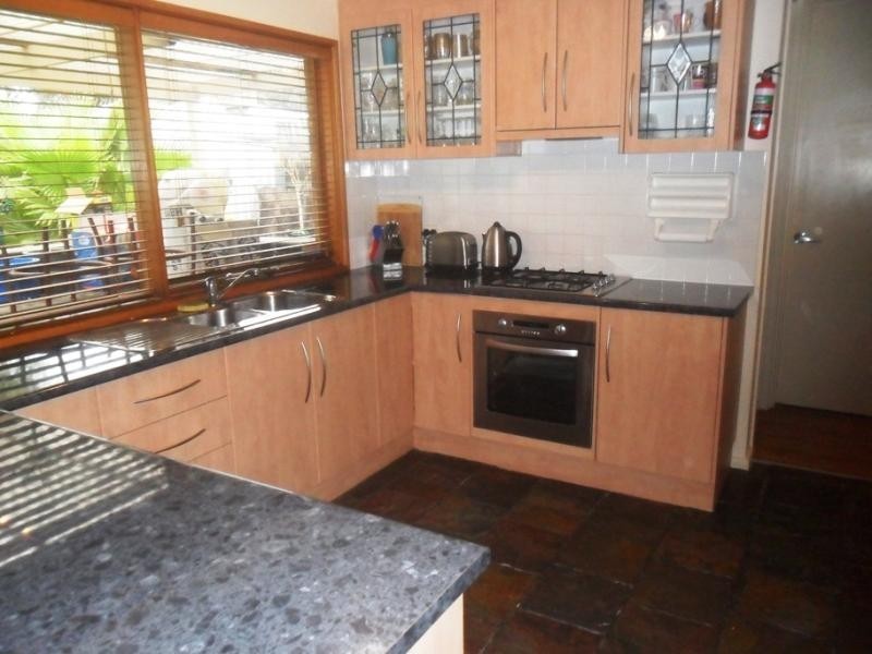 6 Buckland St, Parafield Gardens SA 5107