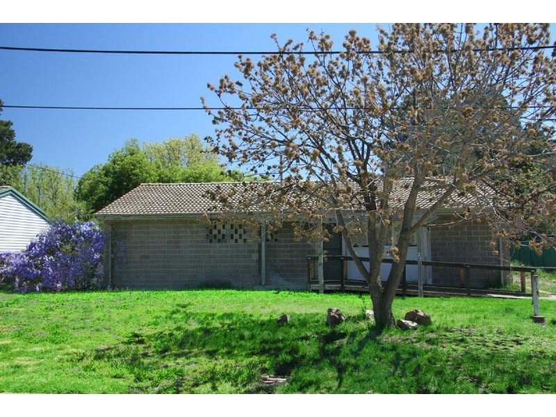 27 Banfield Street, Downer ACT 2602