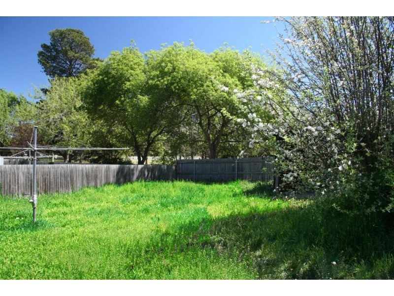 27 Banfield Street, Downer ACT 2602