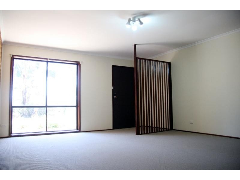 8 Skertchly Place, Florey ACT 2615