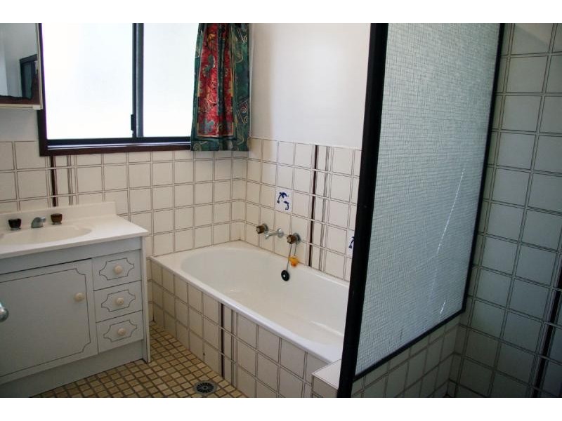 8 Skertchly Place, Florey ACT 2615