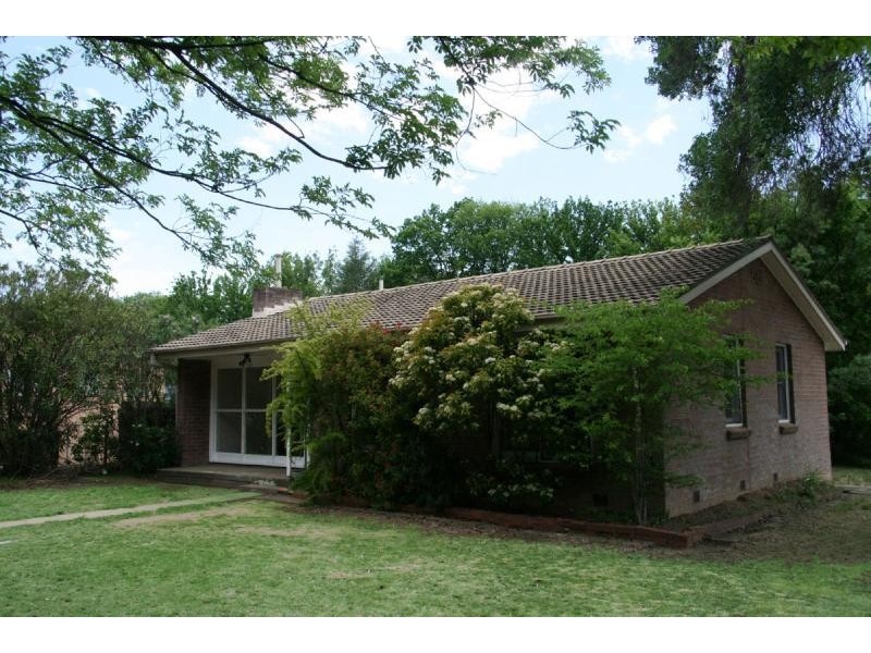 23 Matina Street, Narrabundah ACT 2604