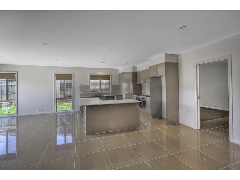 14 Cleggett Street, Forde ACT 2914