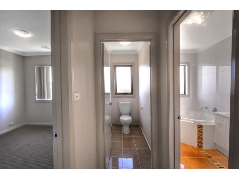 14 Cleggett Street, Forde ACT 2914