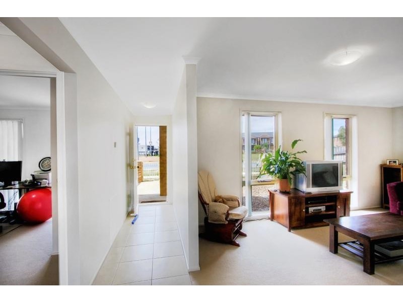 337 Anthony Rolfe Avenue, Gungahlin ACT 2912