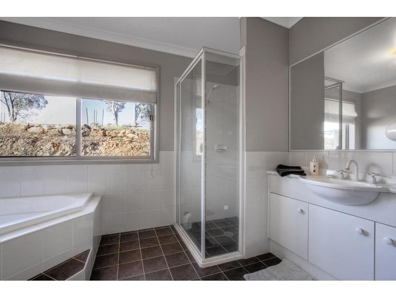 16 Englands Lane, Murrumbateman NSW 2582