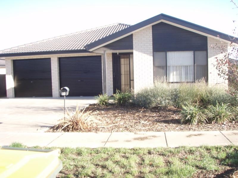 46 Polilight Street, Dunlop ACT 2615