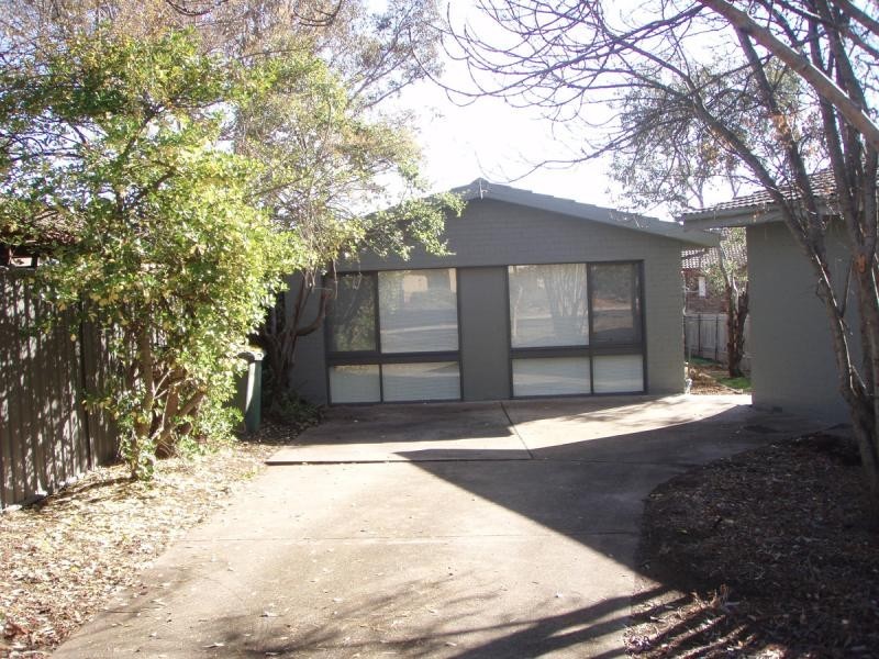 17 B Carrodus St, Fraser ACT 2615